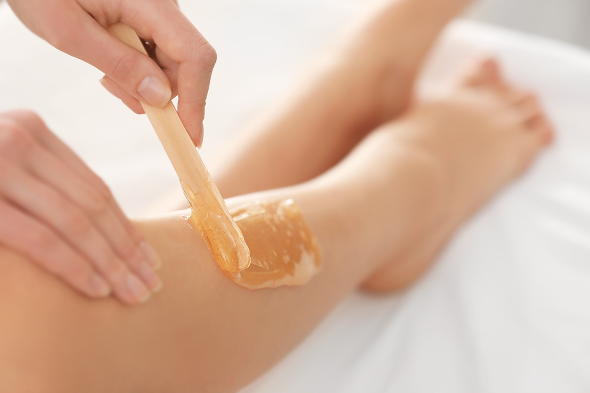 waxing female legs